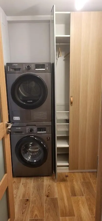 Cotroceni Accommodations Upstairs 부쿠레슈티 0*,