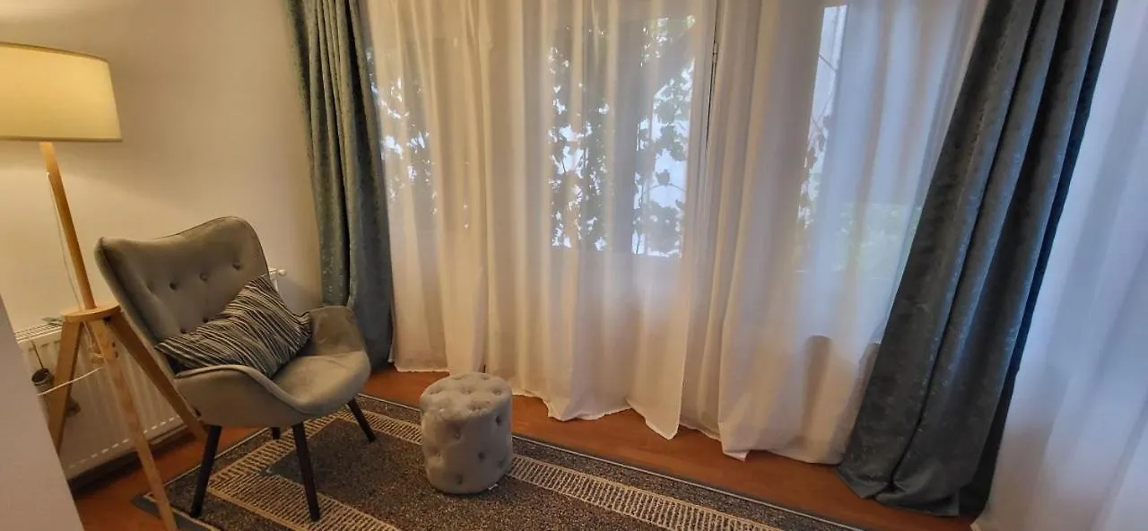 Cotroceni Accommodations Upstairs 부쿠레슈티